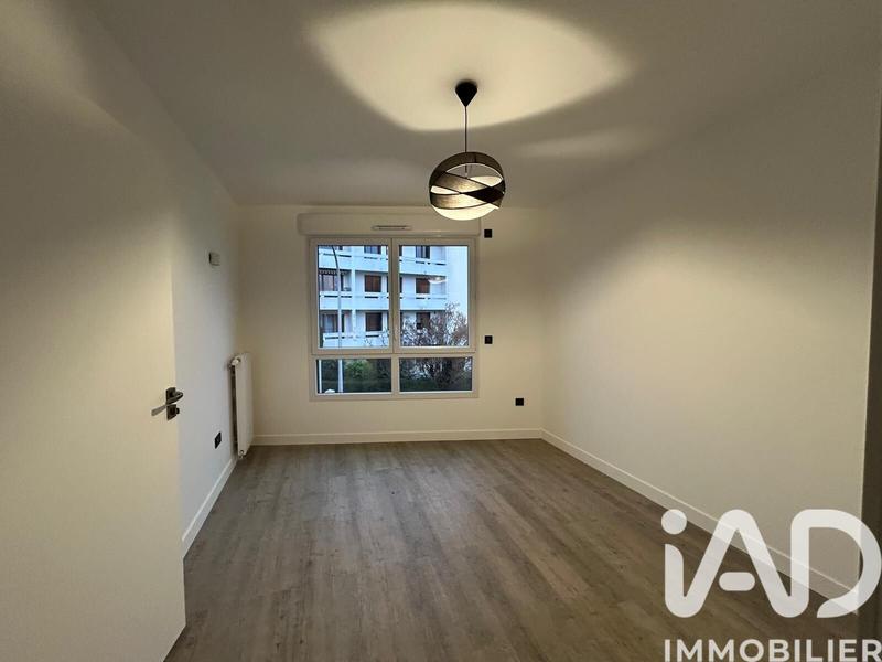 Appartement - 77 m² - 4 pièces