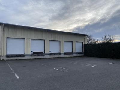 Local commercial - 310 m² - 1 pièce