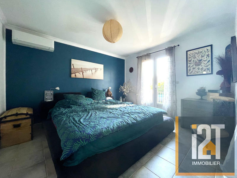 Maison - 200 m² - 6 pièces