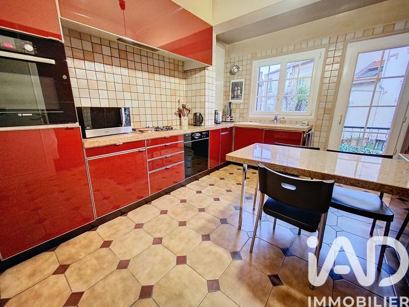 Maison - 146 m² - 6 pièces