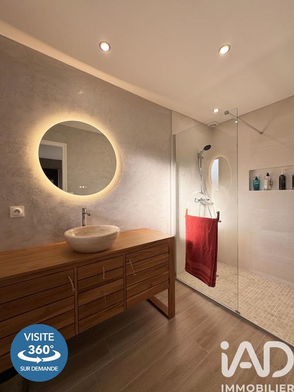 Maison de maîtres - 250 m² - 10 pièces