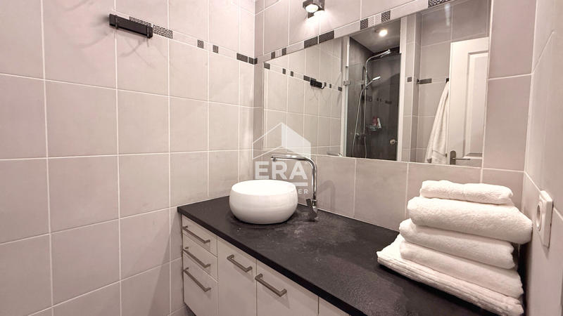 Appartement - 83 m² - 3 pièces