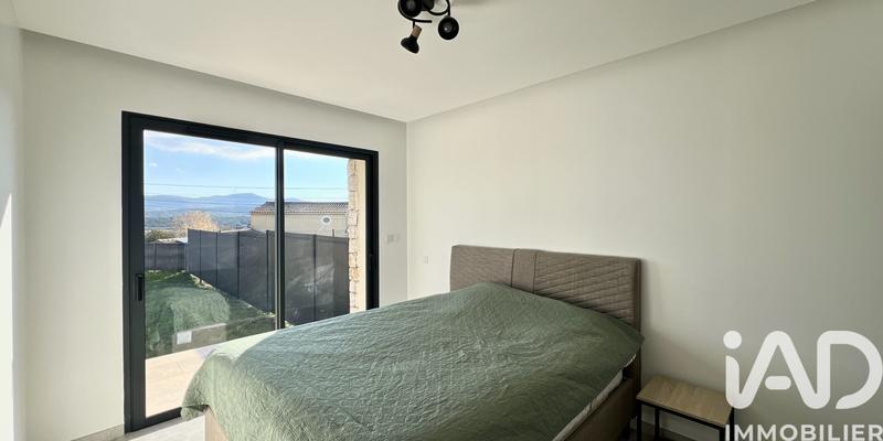 Maison - 145 m² - 5 pièces