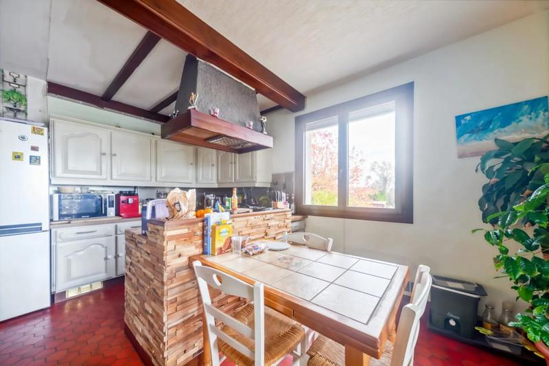 Maison - 157 m² - 8 pièces