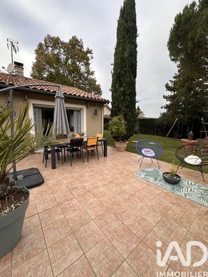 Maison - 111 m² - 6 pièces