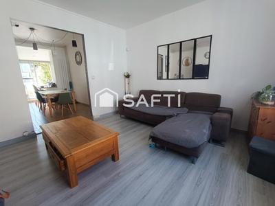 Maison - 96 m² - 5 pièces