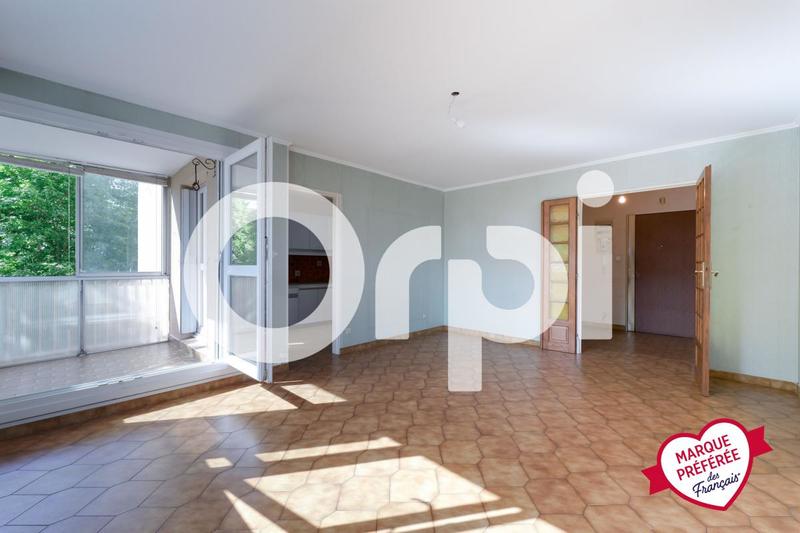 Appartement - 81 m² - 3 pièces