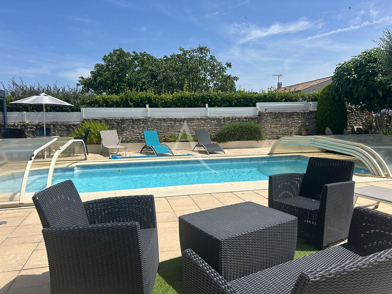 Maison - 162 m² - 6 pièces