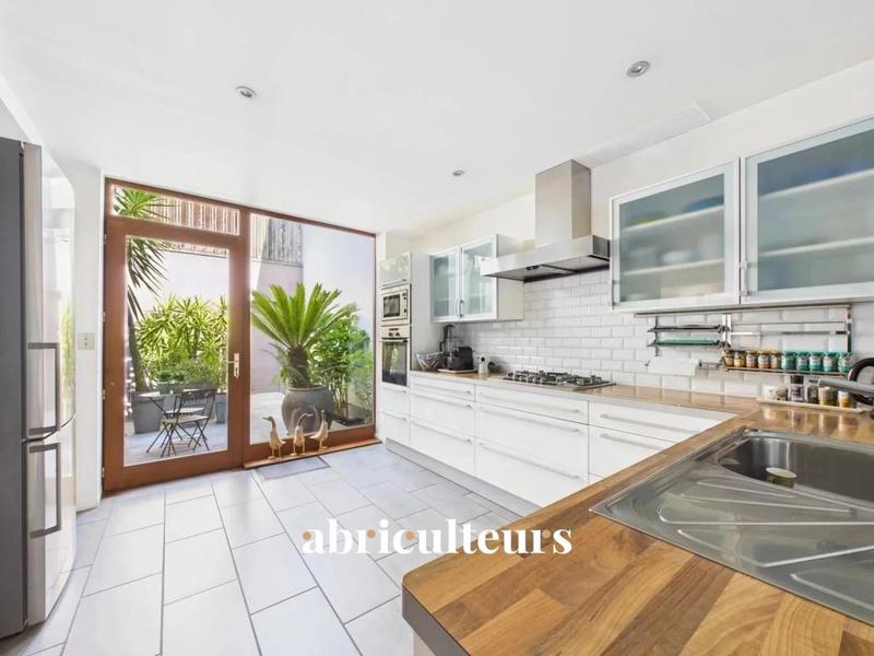 Maison ancienne - 316 m² - 9 pièces