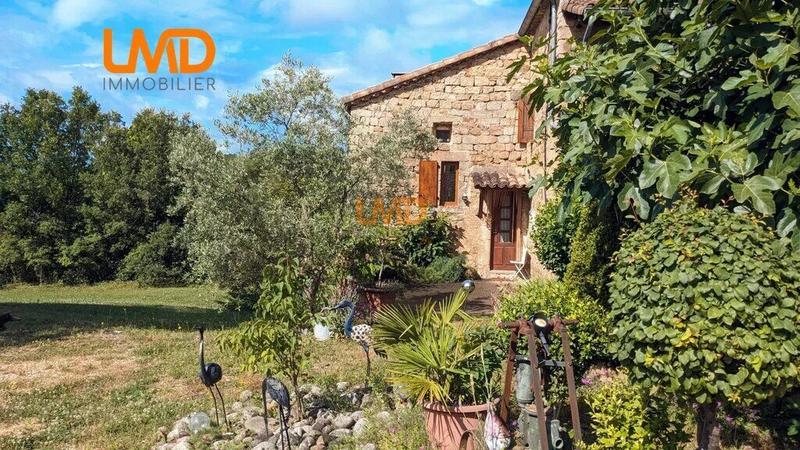 Mas - 430 m² - 20 pièces