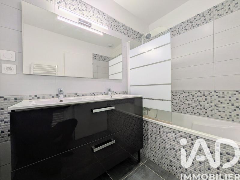 Maison de ville - 88 m² - 5 pièces