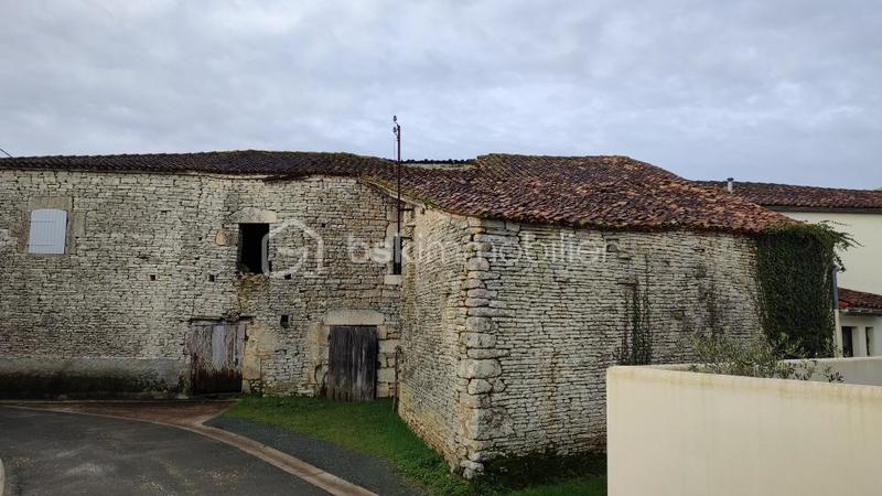 Maison - 160 m² - 3 pièces