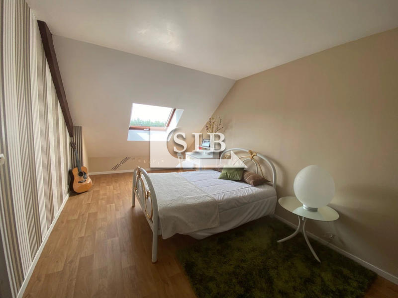 Maison - 100 m² - 6 pièces