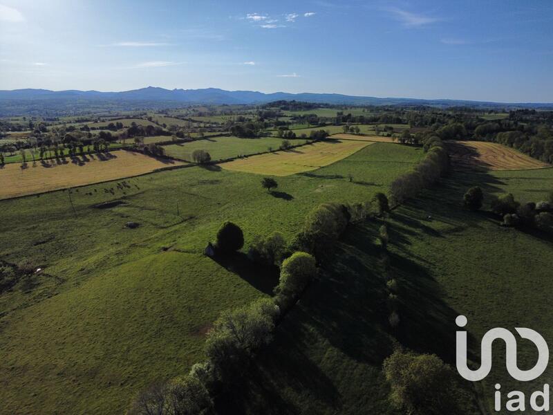 Ferme - 250 m² - 2 pièces