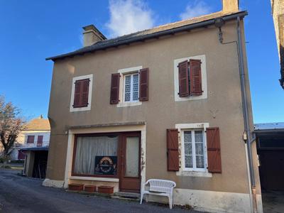 Maison - 141 m² - 6 pièces