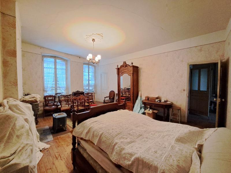 Maison - 506 m² - 15 pièces