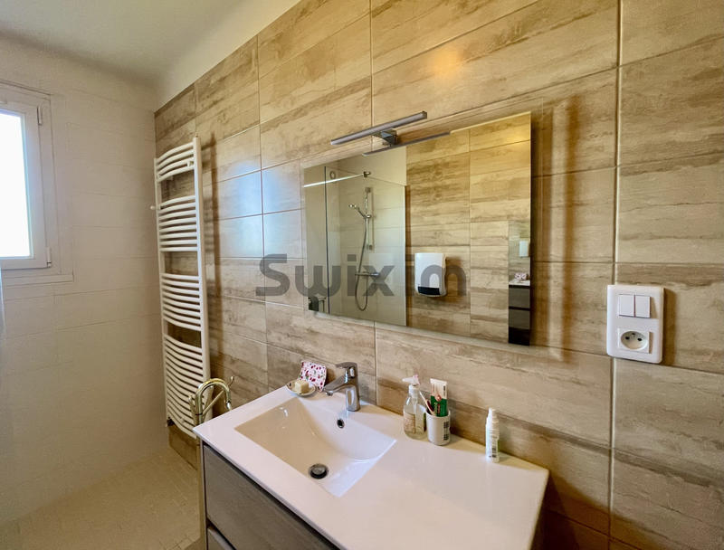 Maison - 135 m² - 6 pièces