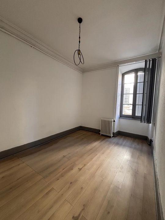 Appartement - 108 m² - 5 pièces