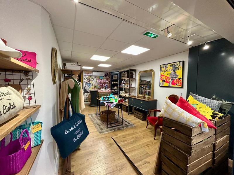 Fonds de commerce - 34 m²