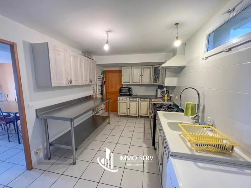 Maison chambre d'hôtes - 300 m² - 12 pièces