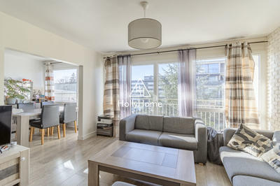 Appartement - 90 m² - 5 pièces