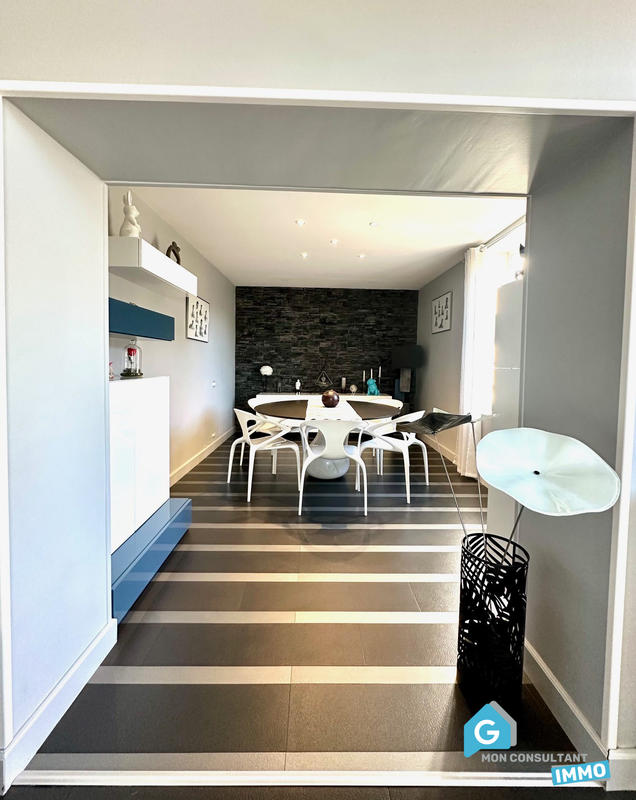 Maison ancienne - 200 m² - 8 pièces