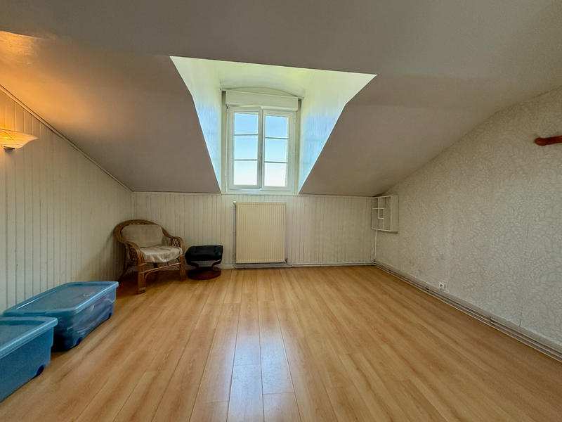 Maison - 160 m² - 7 pièces