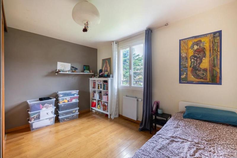 Maison - 184 m² - 8 pièces