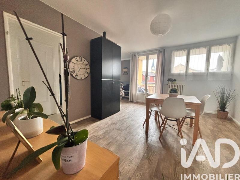 Appartement - 79 m² - 5 pièces