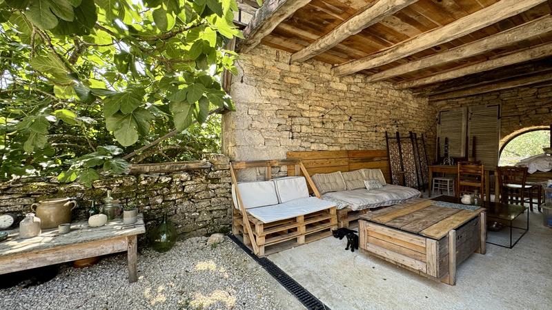 Corps de ferme - 250 m² - 11 pièces