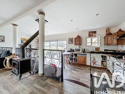 Maison - 146 m² - 7 pièces