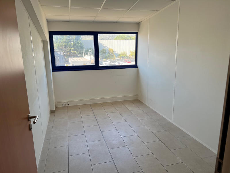 Bureau - 102 m²