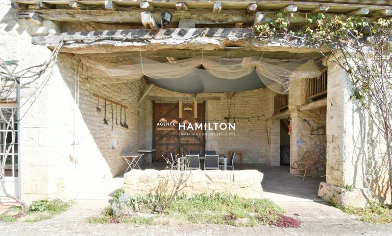 Maison bourgeoise - 312 m² - 8 pièces