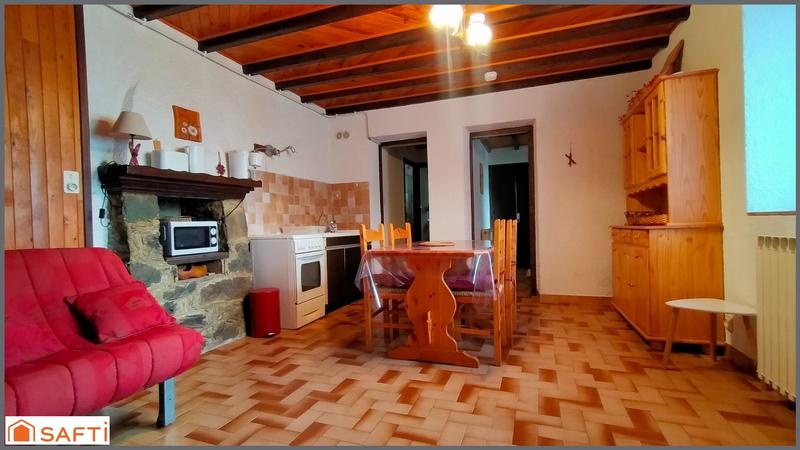 Maison - 184 m² - 9 pièces