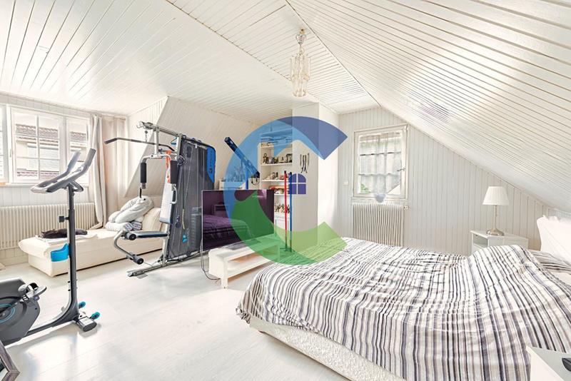 Pavillon - 125 m² - 6 pièces