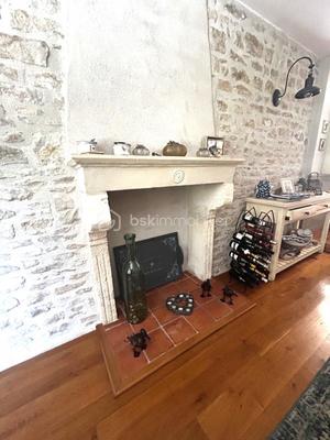 Demeure - 175 m² - 6 pièces