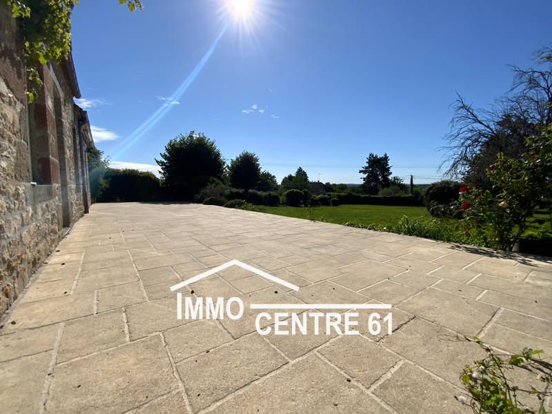 Maison - 218 m² - 8 pièces