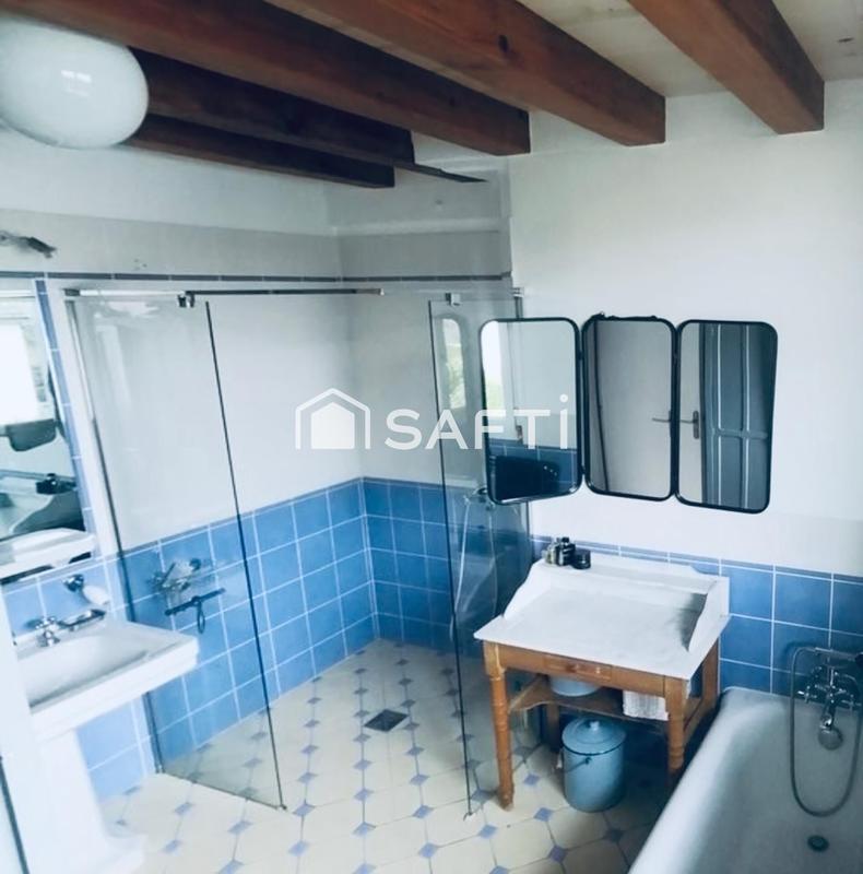 Maison - 205 m² - 10 pièces