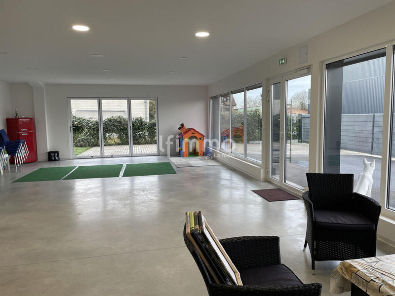 Immeuble - 298 m² - 7 pièces