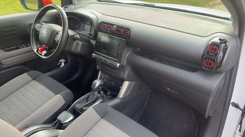 Citroën C3 Aircross 1.5 BlueHDi 120 Eat6 Urban Red