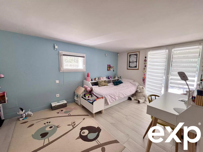 Maison - 170 m² - 5 pièces