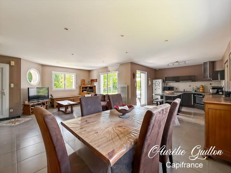 Maison - 109 m² - 6 pièces