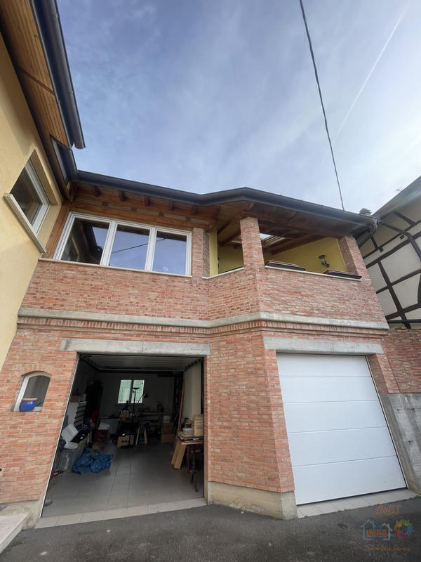 Maison - 269 m² - 9 pièces