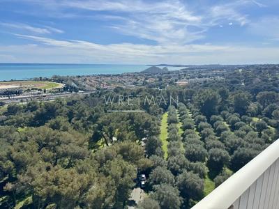 Appartement - 179 m² - 5 pièces