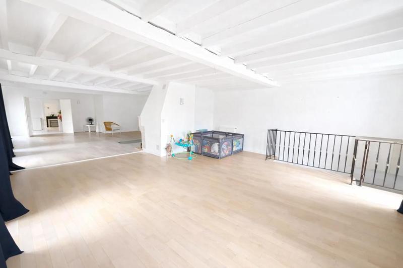 Moulin - 500 m² - 10 pièces