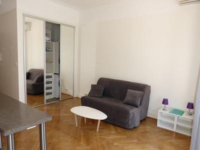 Studio - 28 m² - 1 pièce