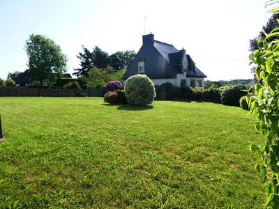 Maison - 92 m² - 5 pièces