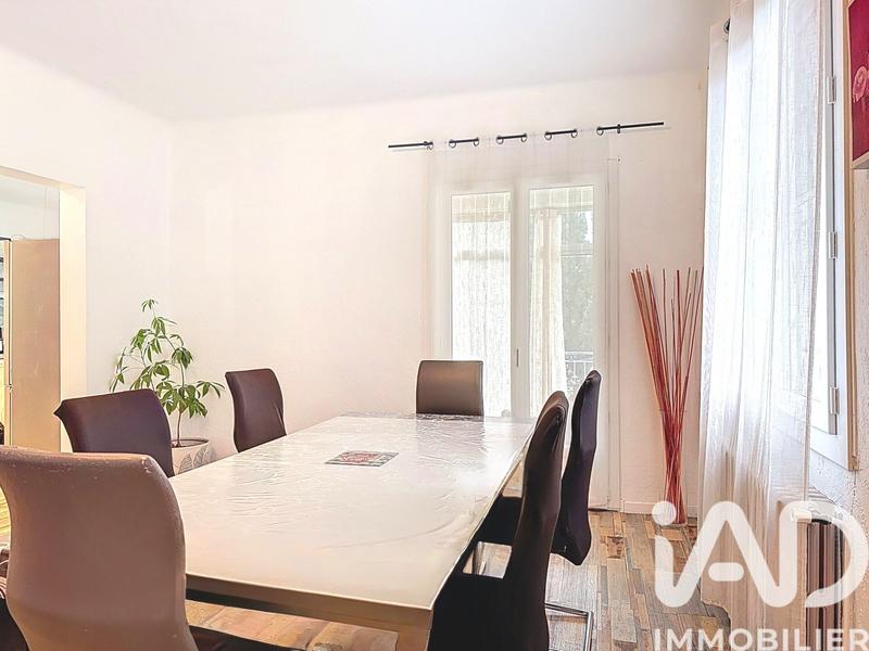 Maison - 197 m² - 8 pièces