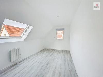 Maison - 84 m² - 4 pièces