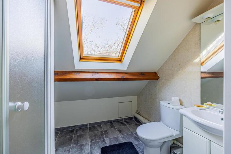 Pavillon - 140 m² - 5 pièces